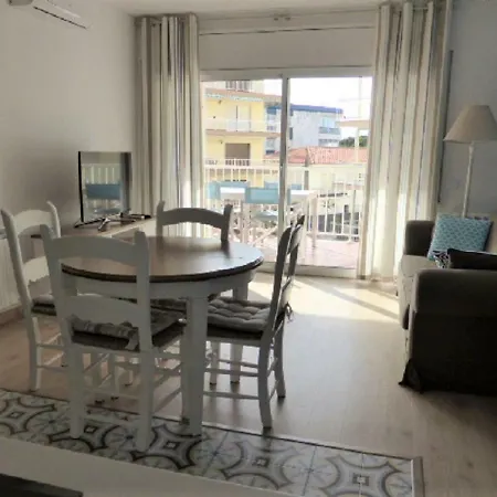 Apartment Mont-roig *